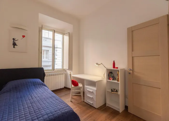 Guesthost - Roomy In Rome's Centre Appartamento