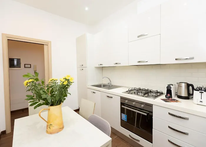 Appartamento Guesthost - Roomy In Rome's Centre *